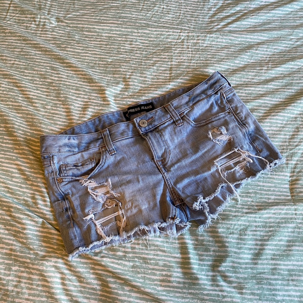 Express women’s denim shorts